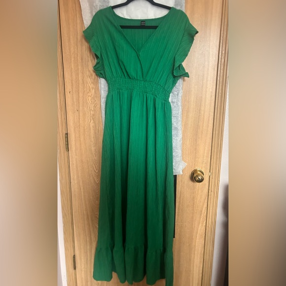 Dress bundle - Picture 2 of 5